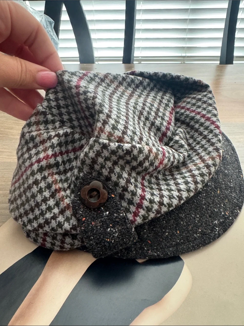 New Giovannio NY Grey Tweed Newsboy Cap  size 7.5 Women's Fashion Hat